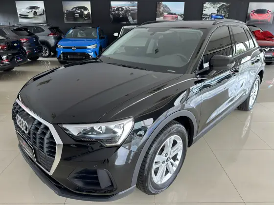 AUDI Q3 2021