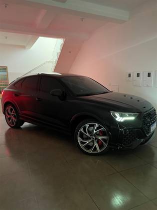 AUDI RS Q3 2021