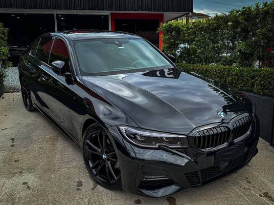 BMW 320i 2020