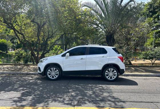 CHEVROLET TRACKER 2018