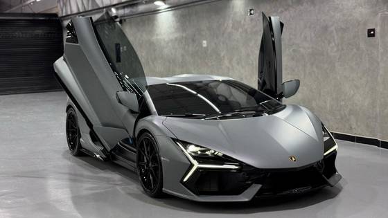 LAMBORGHINI REVUELTO 2024