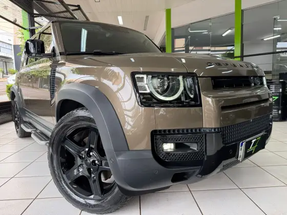 LAND ROVER DEFENDER 2022