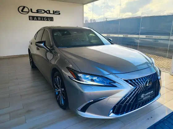 LEXUS ES 300h 2023
