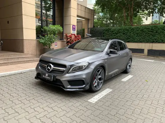 MERCEDES-BENZ GLA 45 AMG 2015
