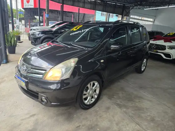 NISSAN LIVINA 2013