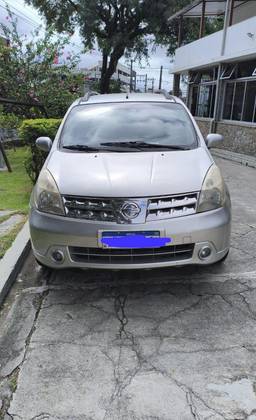 NISSAN LIVINA 2012