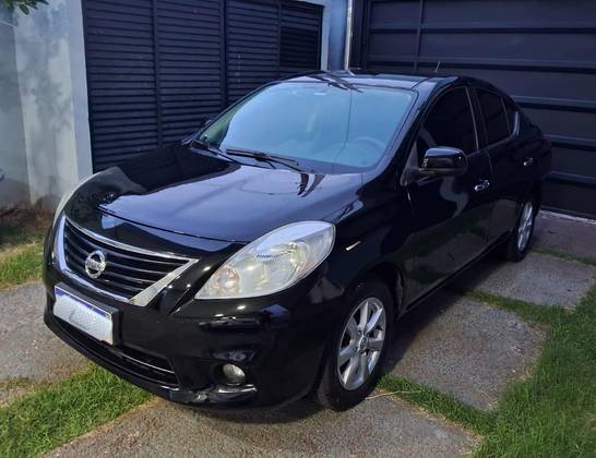 NISSAN VERSA 2013