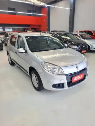 RENAULT SANDERO 2012