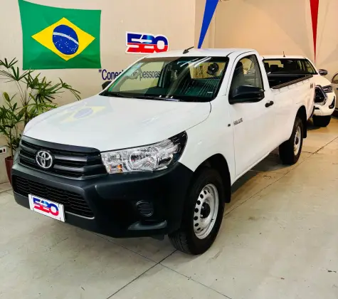 TOYOTA HILUX 2025