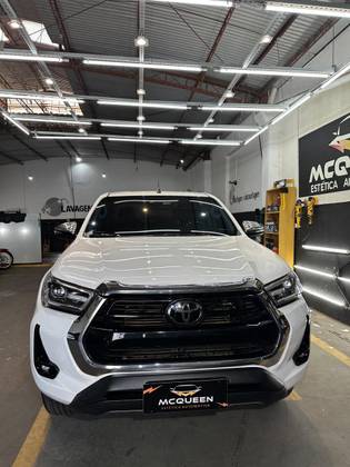 TOYOTA HILUX 2021