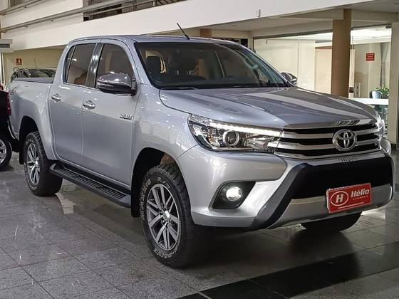 TOYOTA HILUX 2018