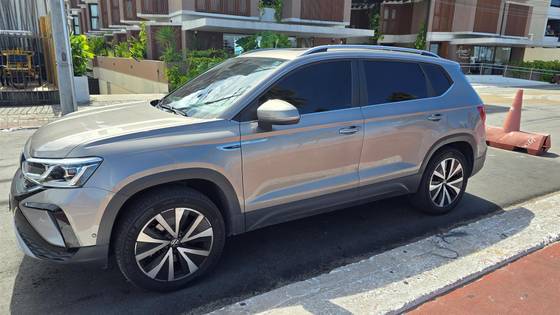 VOLKSWAGEN TAOS 2023