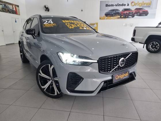 VOLVO XC60 2024