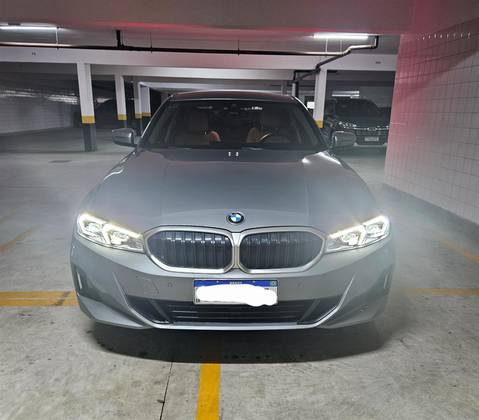 BMW 320i 2023