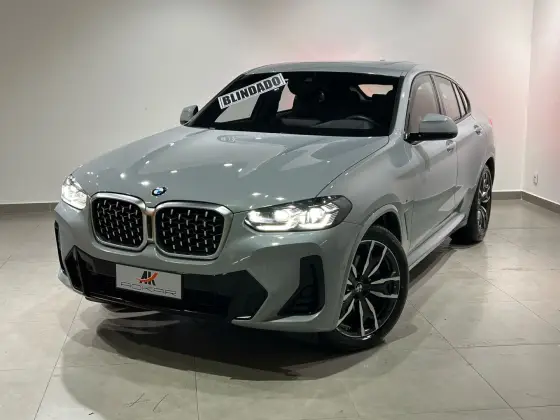 BMW X4 2023