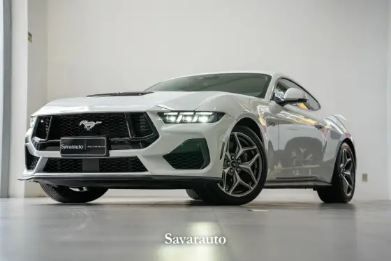 FORD MUSTANG 2024