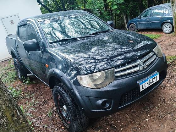 MITSUBISHI L200 TRITON 2013