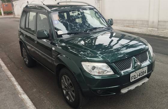 MITSUBISHI PAJERO TR4 2015