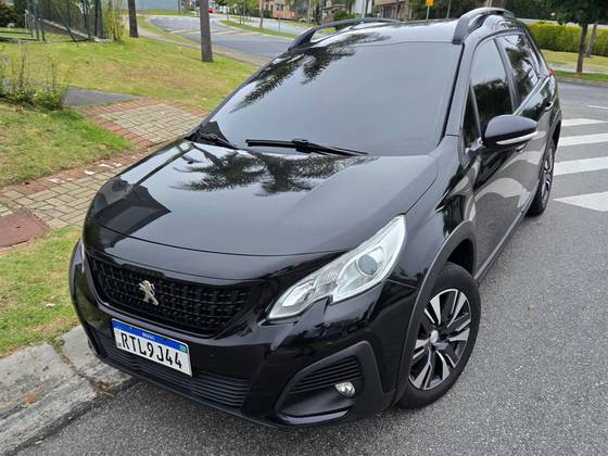 PEUGEOT 2008 2022