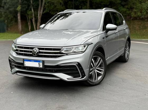 VOLKSWAGEN TIGUAN 2024