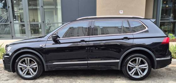 VOLKSWAGEN TIGUAN 2019