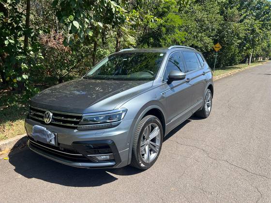 VOLKSWAGEN TIGUAN 2021