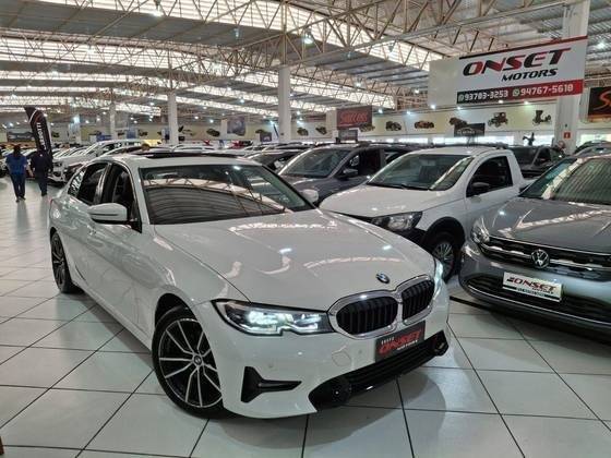 BMW 320i 2022