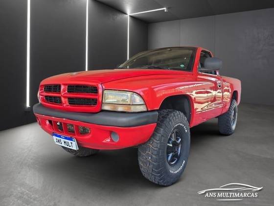 DODGE DAKOTA 2000
