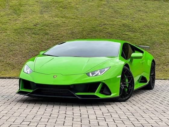 LAMBORGHINI HURACÁN 2022