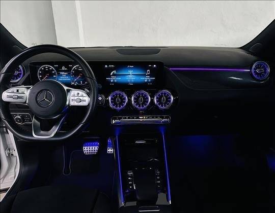 MERCEDES-BENZ GLA 200 2023