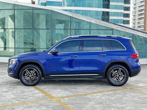 MERCEDES-BENZ GLB 200 2021