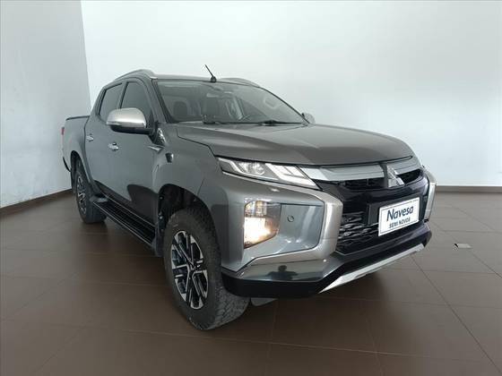 MITSUBISHI L200 TRITON 2023