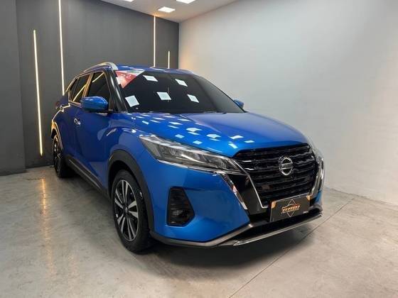 NISSAN KICKS 2022