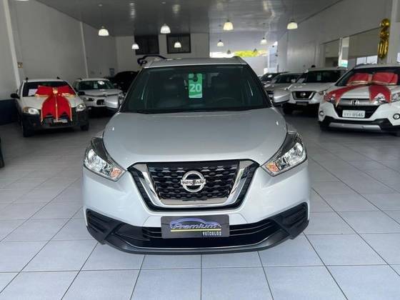 NISSAN KICKS 2020