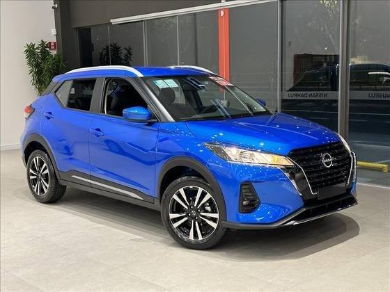NISSAN KICKS PLAY 2025