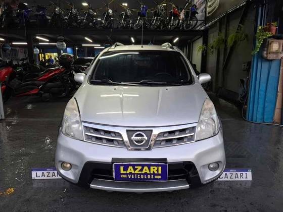 NISSAN LIVINA 2013