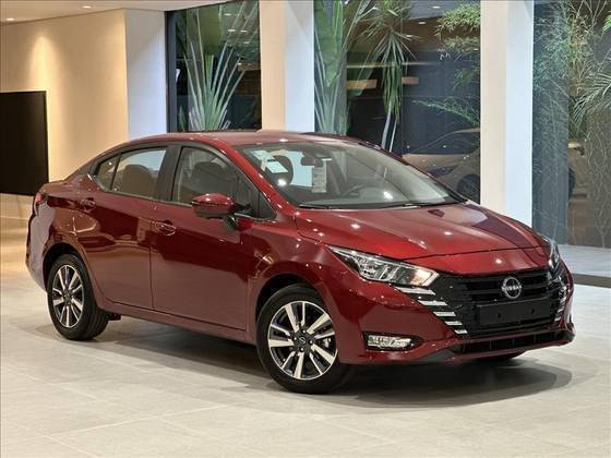 NISSAN VERSA 2025