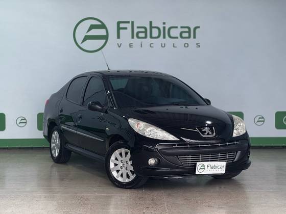 PEUGEOT 207 2013