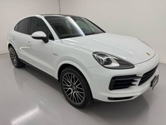 PORSCHE CAYENNE 2021