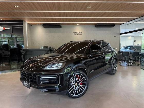 PORSCHE CAYENNE 2024