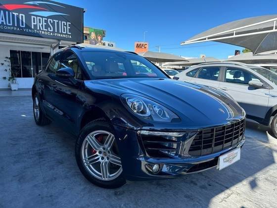 PORSCHE MACAN 2017