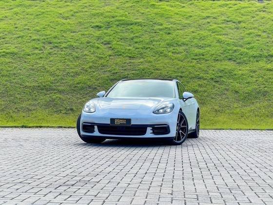 PORSCHE PANAMERA 2020