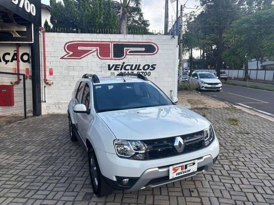 RENAULT DUSTER 2019