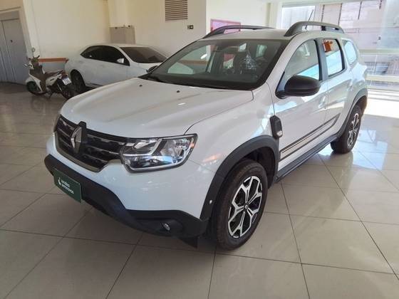 RENAULT DUSTER 2024