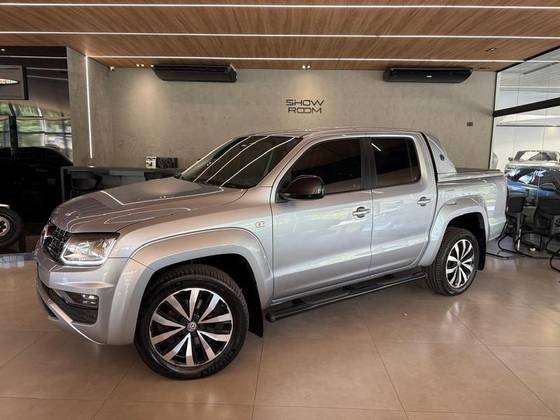 VOLKSWAGEN AMAROK 2022