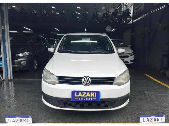 VOLKSWAGEN FOX 2013