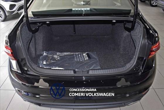 VOLKSWAGEN JETTA 2024