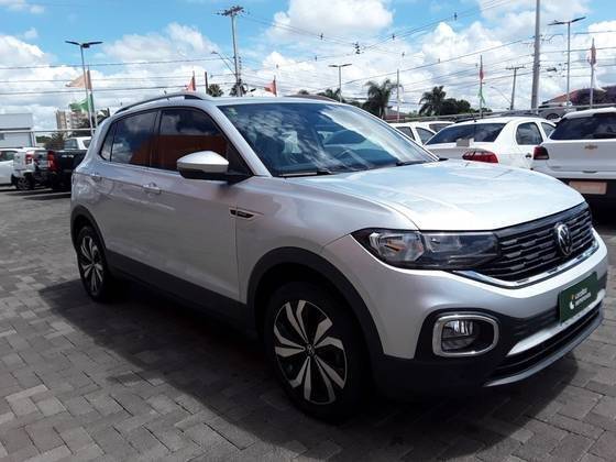 VOLKSWAGEN T-CROSS 2023