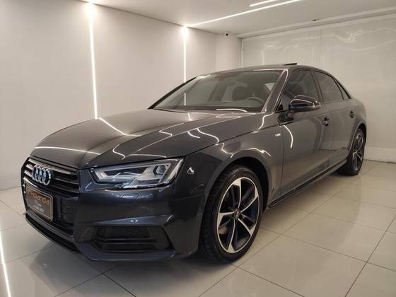 AUDI A4 2018