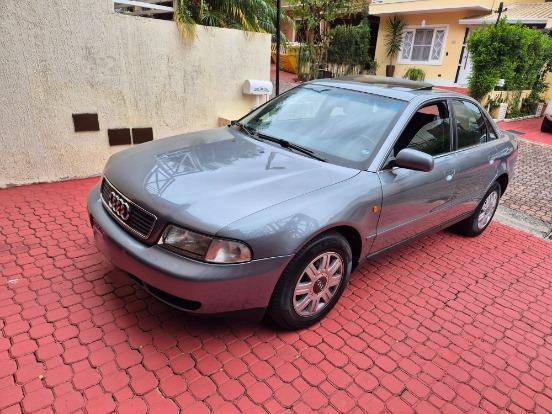 AUDI A4 1998